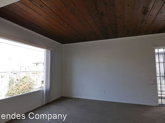 3rd image of 4350-4352 Temecula St