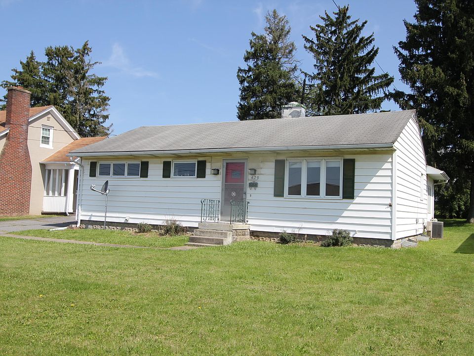 1st image of 429 E Dubois Ave