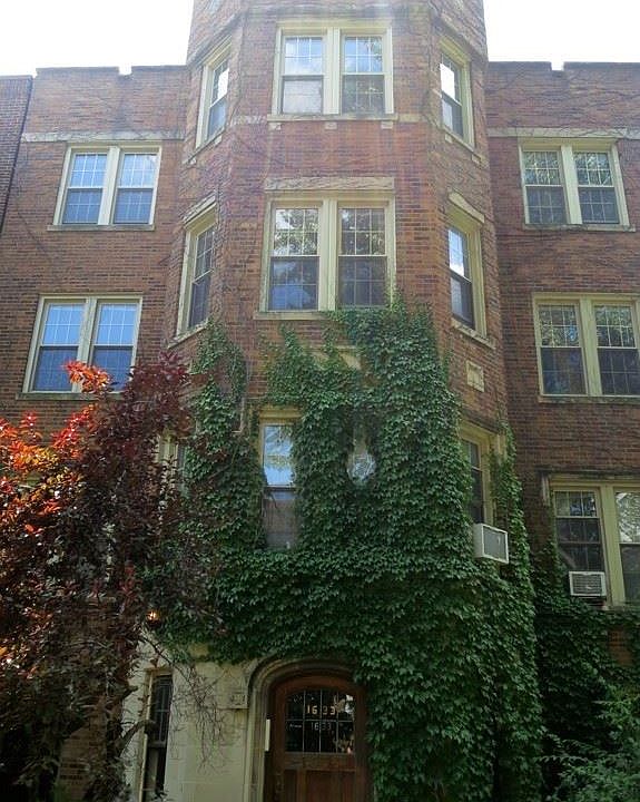 1st image of 1637 1/2 W Fargo Ave APT 1A