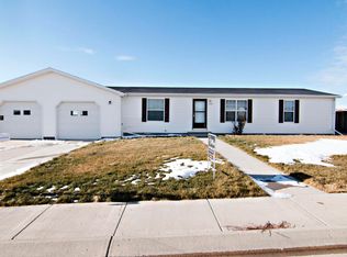 2104 Wrangler Rd, Gillette, WY 82718