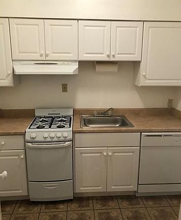 5th image of 615 Exposition Blvd APT 3