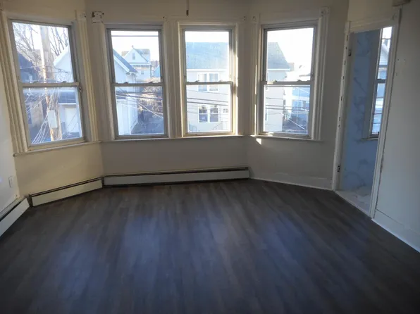 95 Ann St, Staten Island, NY 10302