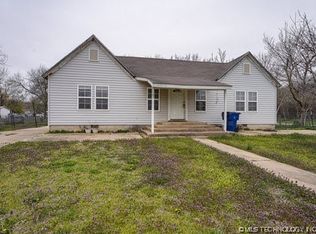 103 S Galloway Ave, Hominy, OK 74035
