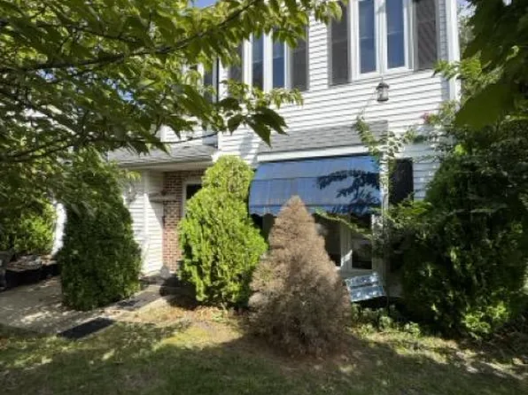 710 Bordeaux Ct, Williamstown, NJ 08094