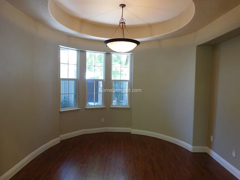 231 Lanfranco Cir — Photo 8