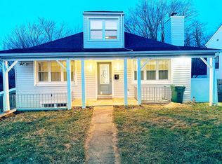 913 Cooks Ln #B, Baltimore, MD 21229