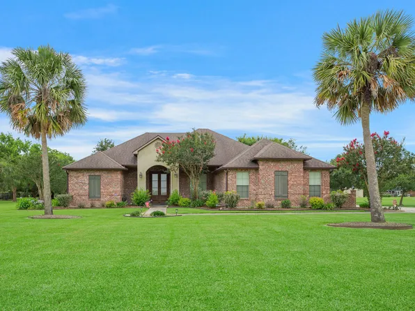 514 Lucerne Dr, New Iberia, LA 70563