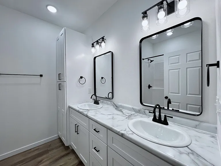 351 S Johnson St — Photo 21