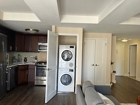 Rented by Stonehenge NYC LLC | media 3