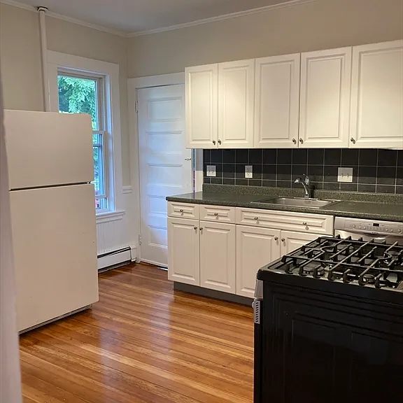 30 Falmouth St #1 — Photo 2