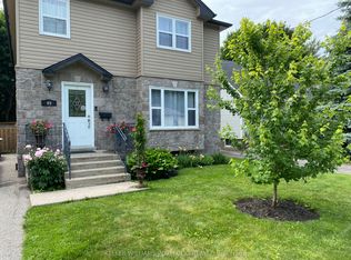 49 Dolphin Dr, Toronto, ON M1L 1N5