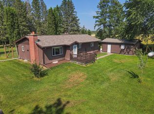 W9401 Hobbles Creek Rd, Catawba, WI 54515