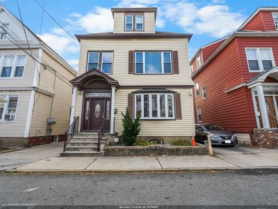 154 W 33rd St, Bayonne, NJ, 07002