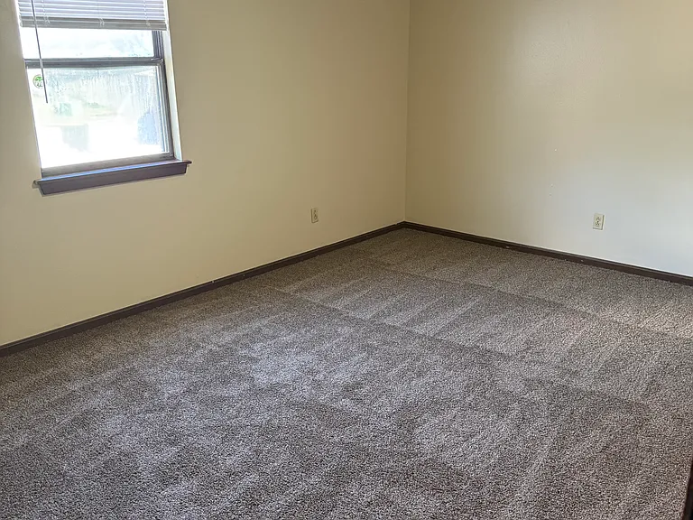 Master Bedroom 1, new carpet