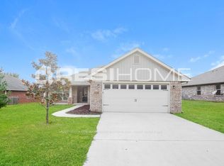 110 Meadow Land Dr, Meridianville, AL 35759