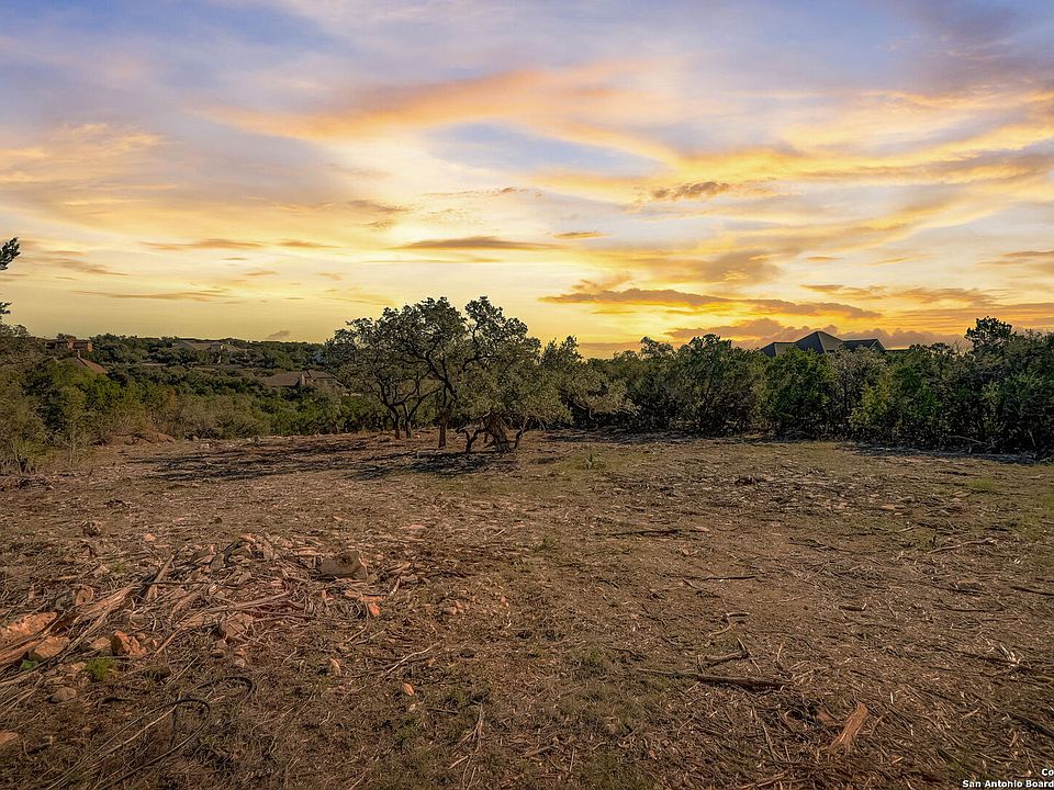 1st image of 22740 Fossil Rdg