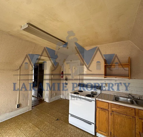 619 S 5th St #3 — Photo 3