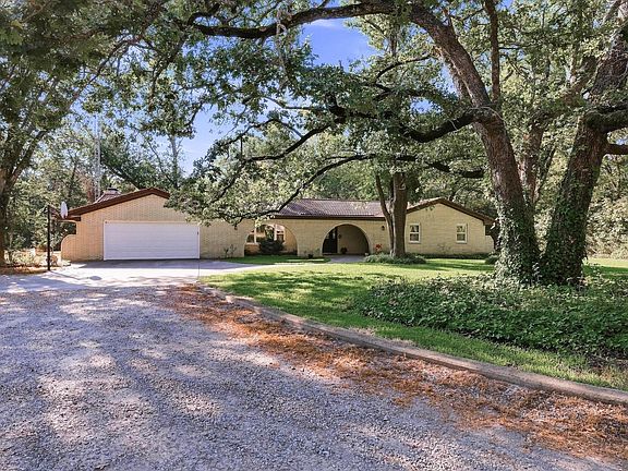 3rd image of 2126 County Road 1450