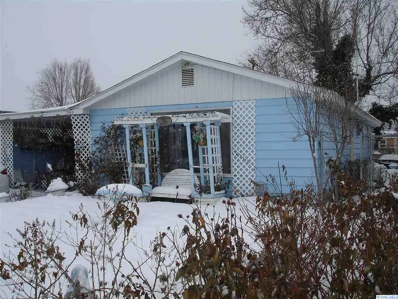 940 W Opal St photo 1