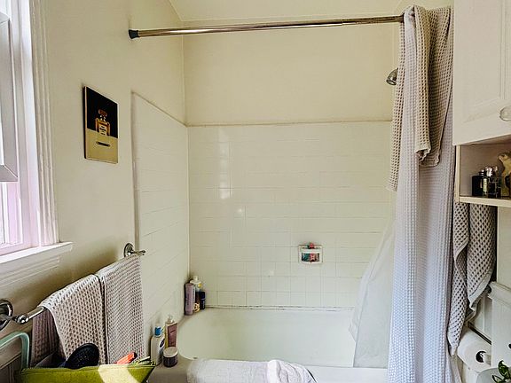 5th image of 1812 Washington Way Unit 1/2