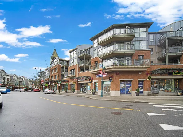 225 Newport Dr #321, Pt Moody, BC V3H 5C7