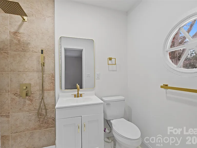 631 Townsend Ave — Photo 20