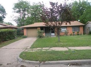 311 W Cherry Point Dr, Dallas, TX 75232