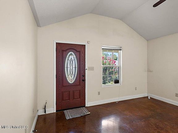 5th image of 512 George St