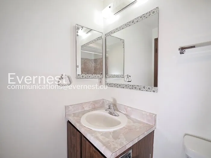 3312 I St NE #D102 — Photo 14