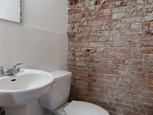 Rented by The Maestro Group | media 6