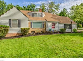 25271 Chardon Rd, Richmond Heights, OH 44143