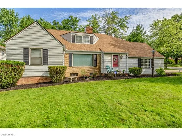 25271 Chardon Rd photo 1