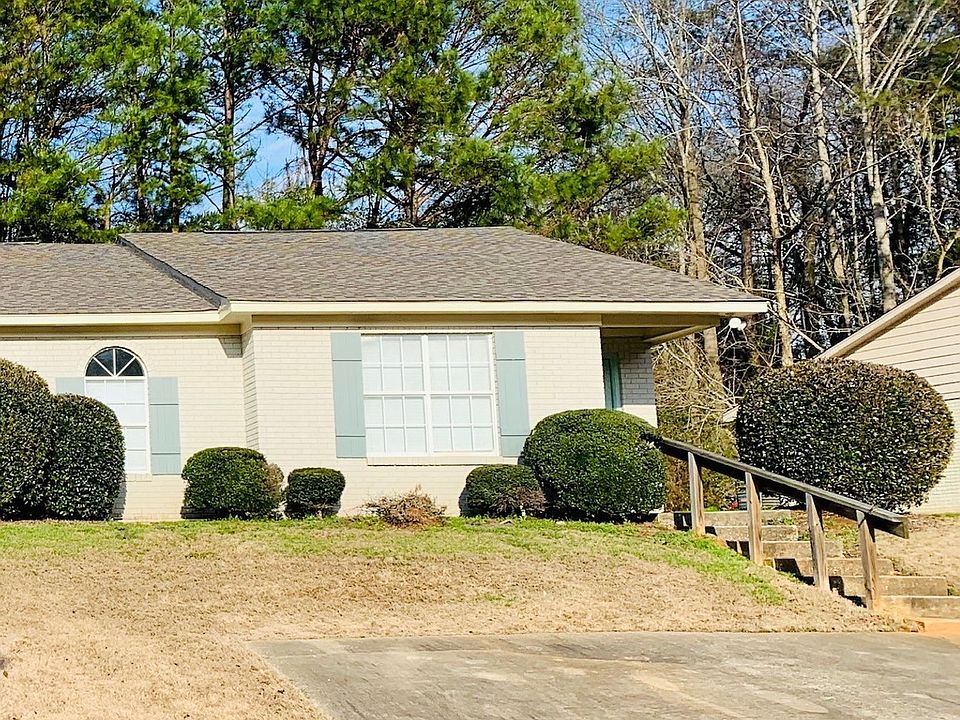 2nd image of 1162 Northwood Dr