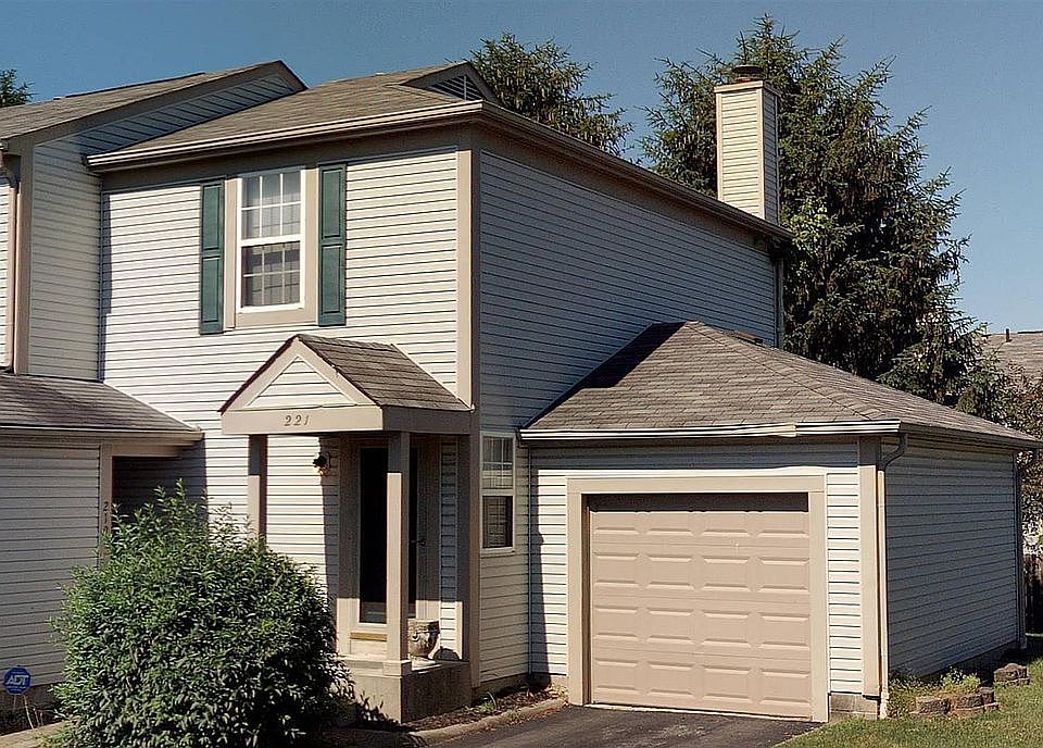 1st image of 221 Hawkins Ln