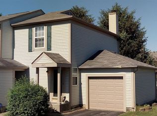 221 Hawkins Ln, Blacklick, OH 43004