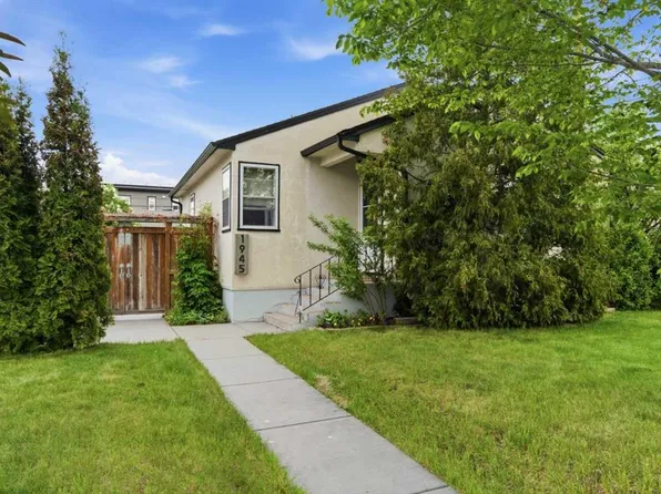 1945 E Mountview Cres NE, Calgary, AB T2E 5N4