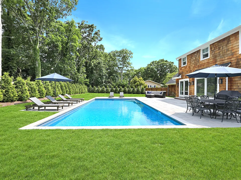 16 Pin Oak Ln