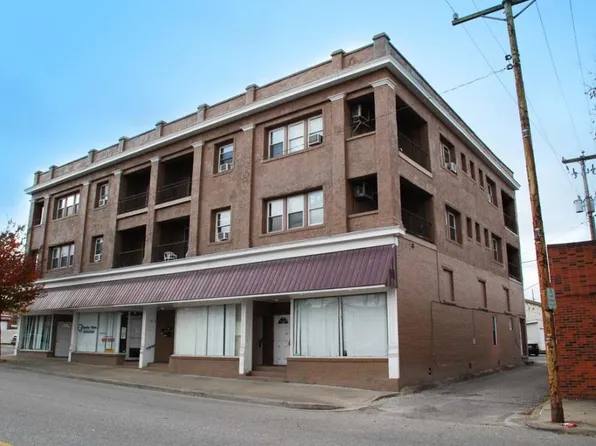 607 20th St, Huntington, WV 25703