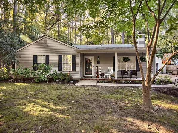 4283 Bufflehead Dr, Gloucester, VA 23061