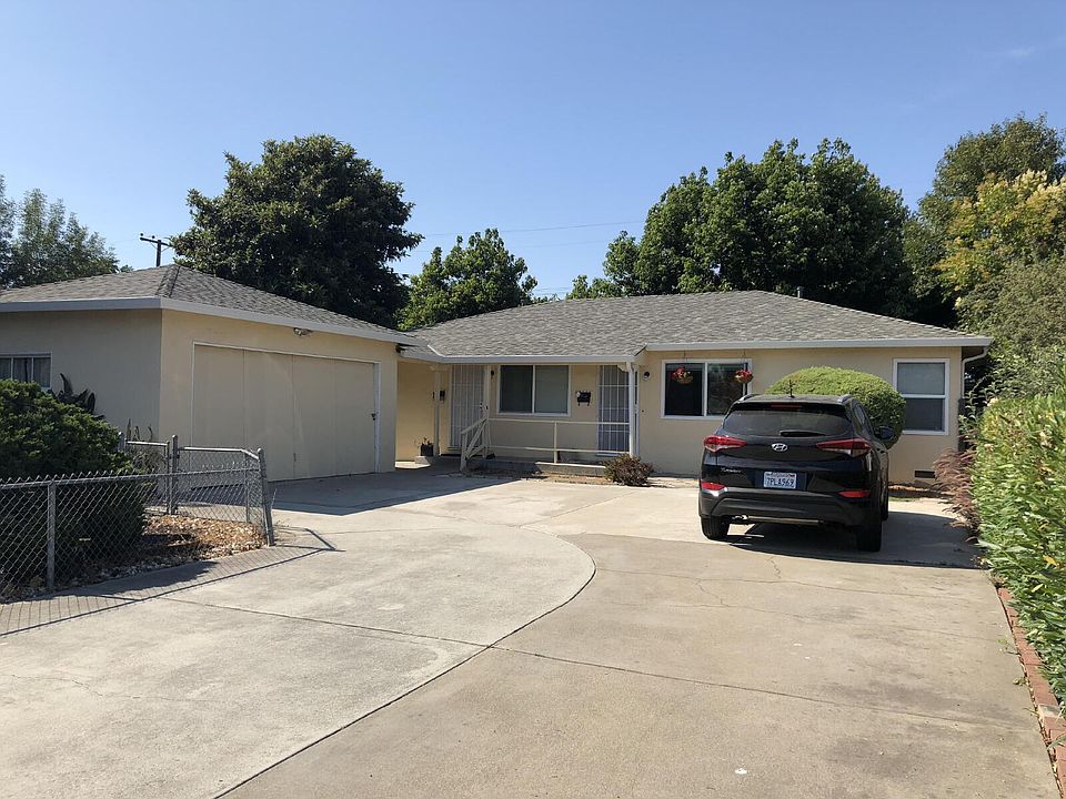 1st image of 2045 Lynnhaven Dr