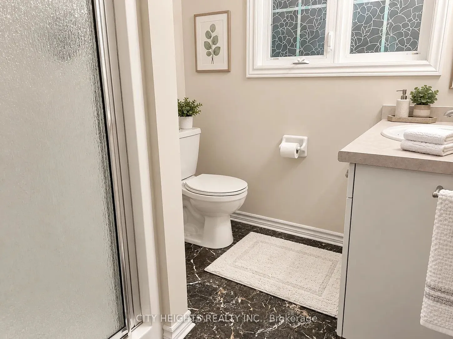 3 bed, $2,200 — Photo 4