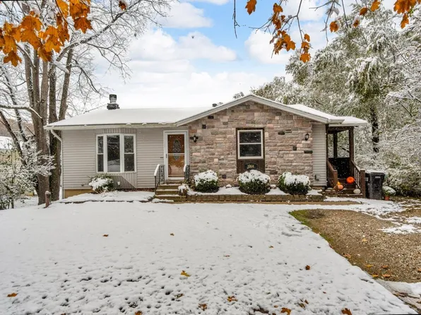 1064 Lake Marie Dr, Horton, MI 49246