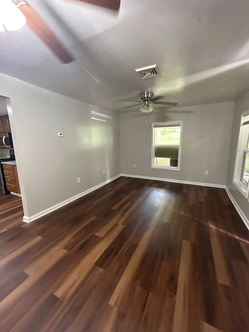 2 BR House in Salem, VA — Photo 3