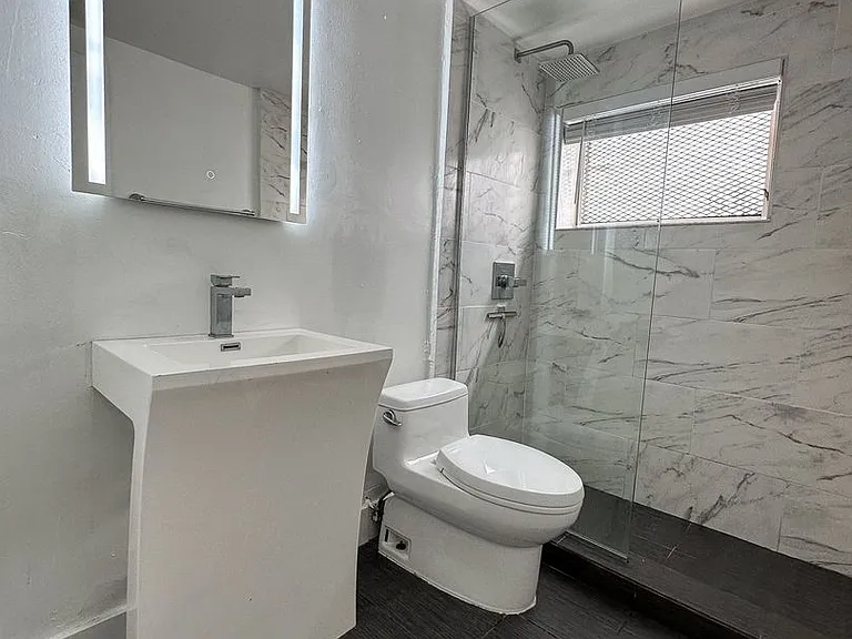 1044 Pennsylvania Ave — Photo 5