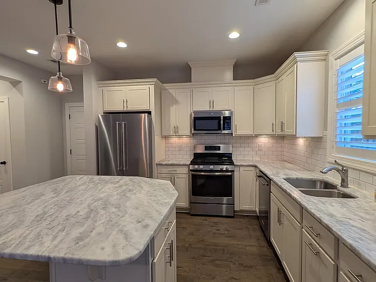 129 Pinebranch Ct — Photo 6