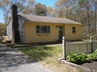 206 Bishops Ter, Hyannis, MA 02601