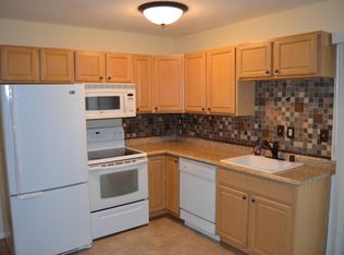 1446 Harwick Ct, Crofton, MD 21114