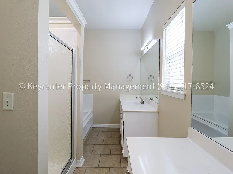 806 W 118th St S — Photo 38