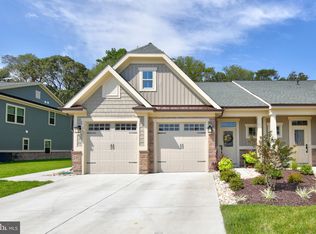 20711 Whippoorwill Dr, Ocean View, DE 19970