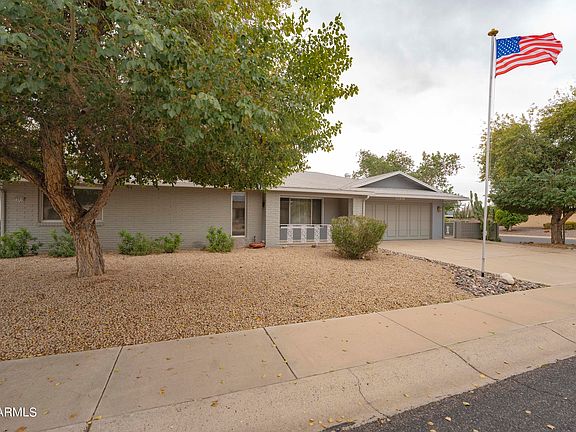3rd image of 12919 W SKYVIEW Drive